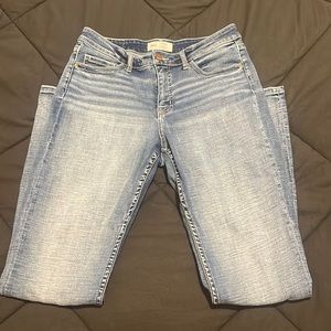 BKE (style Gabby) (curvy fit) (high rise) (straight) size 28x32